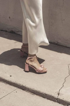 Aliza 85 Platform