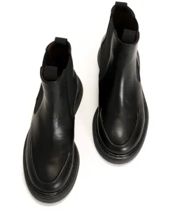Kikie