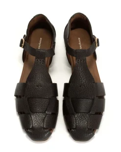 Lain Flats
