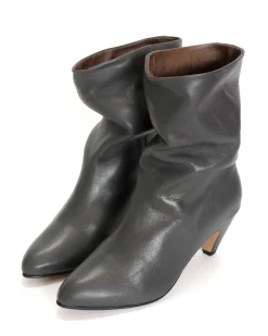 Vully 50 Stiletto