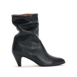 Vully 50 Stiletto