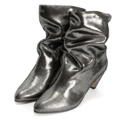 Vully 50 Stiletto