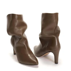 Vully 75 Stiletto