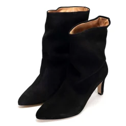 Vully 75 Stiletto